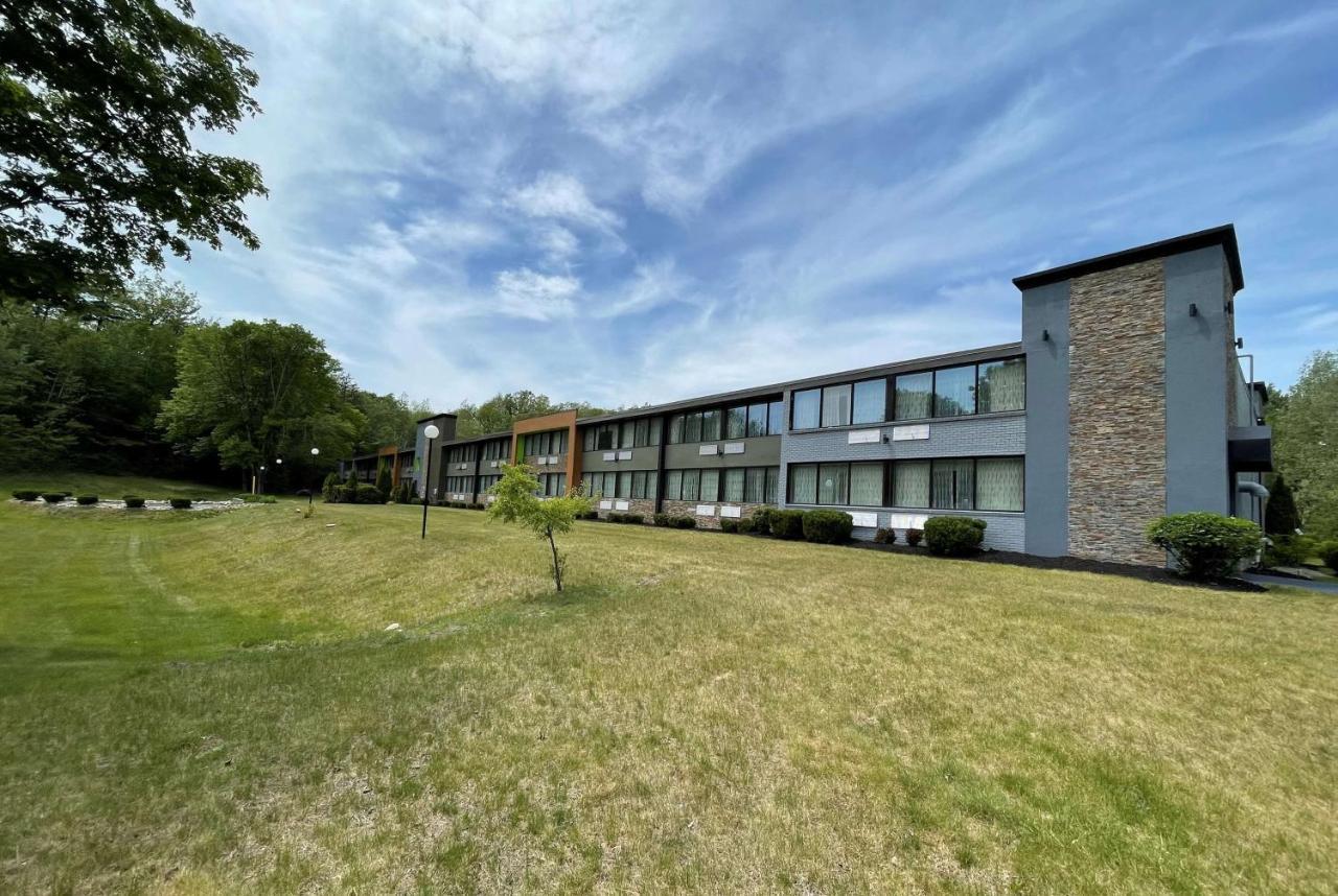 Wingate By Wyndham Lake George Zewnętrze zdjęcie